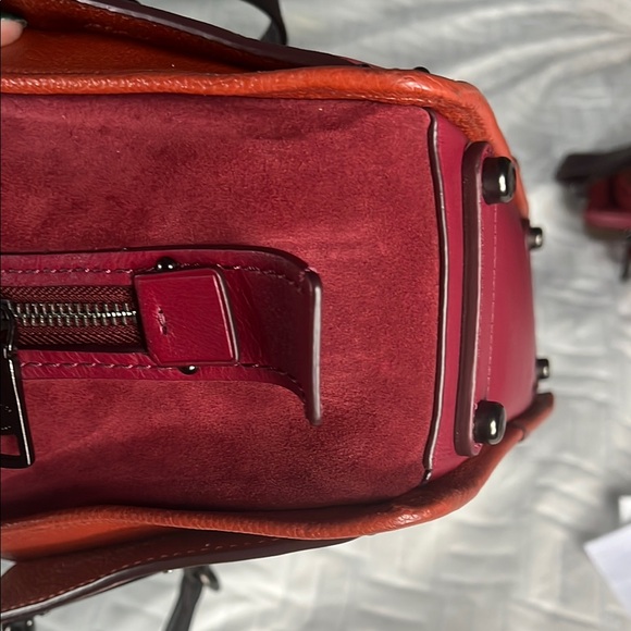 Like new Coach Dreamer Colorblock tote with glove-tanned leather and suede - Picture 12 of 16